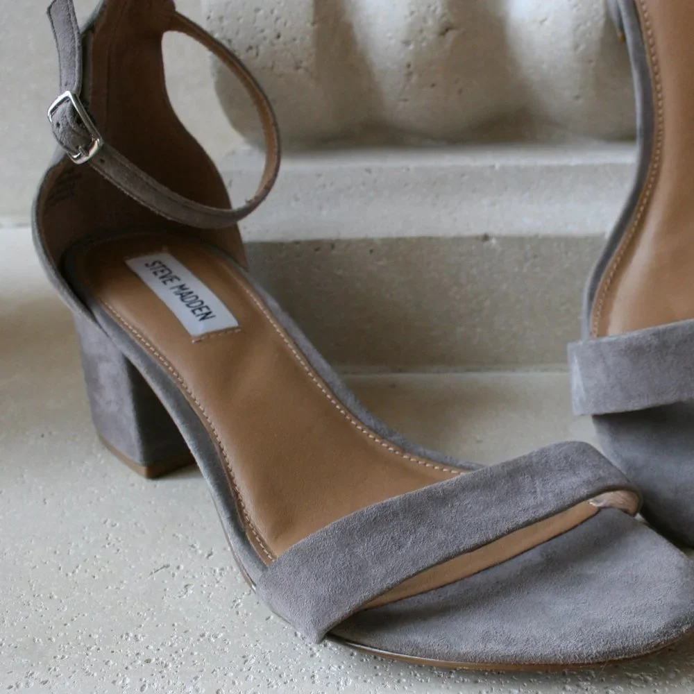 Steve Madden - Gray Suede  Heel Sandal Size 9.5 - Picture 2 of 8